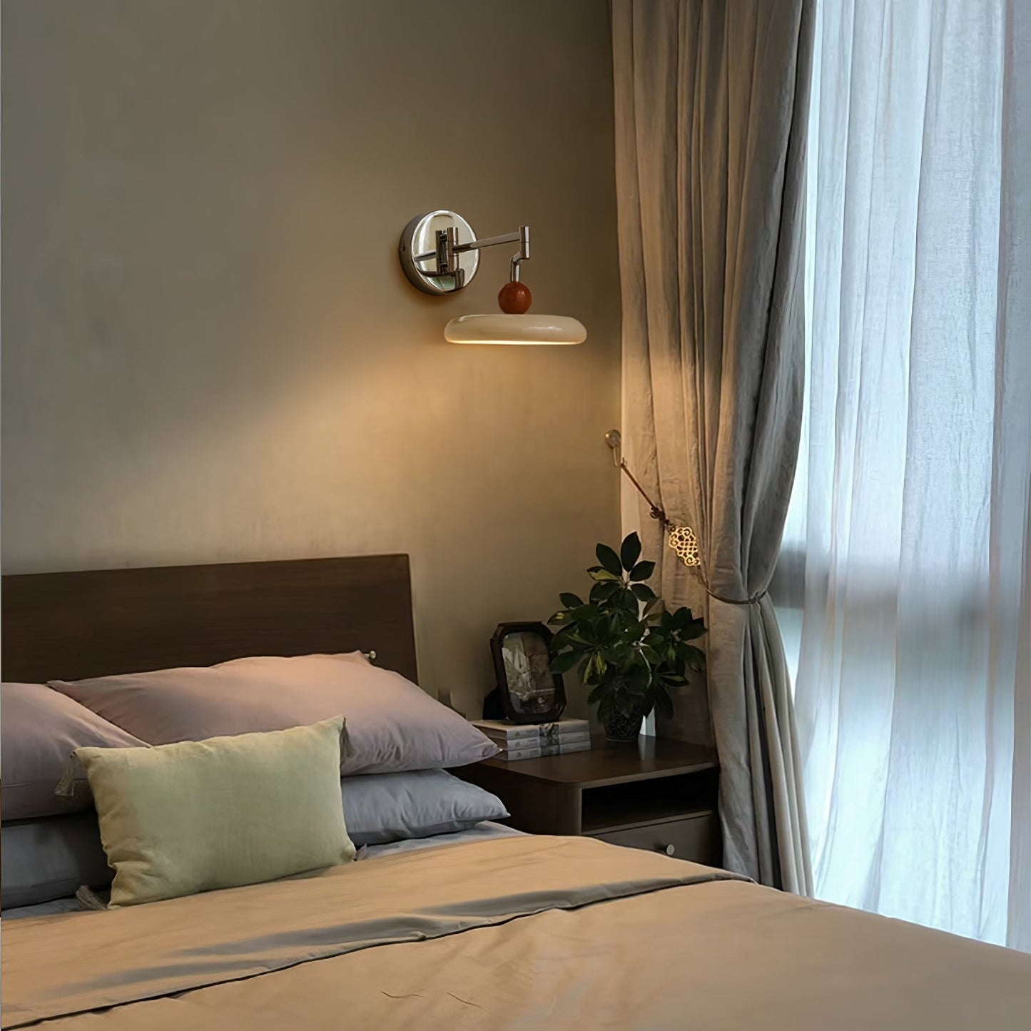 Lola Wandlamp met Zwenkarm