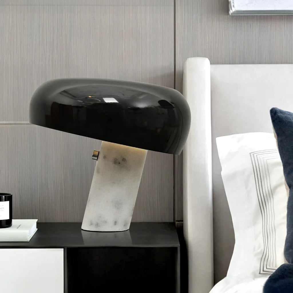 Lugh - Minimalistische Tafel Lamp