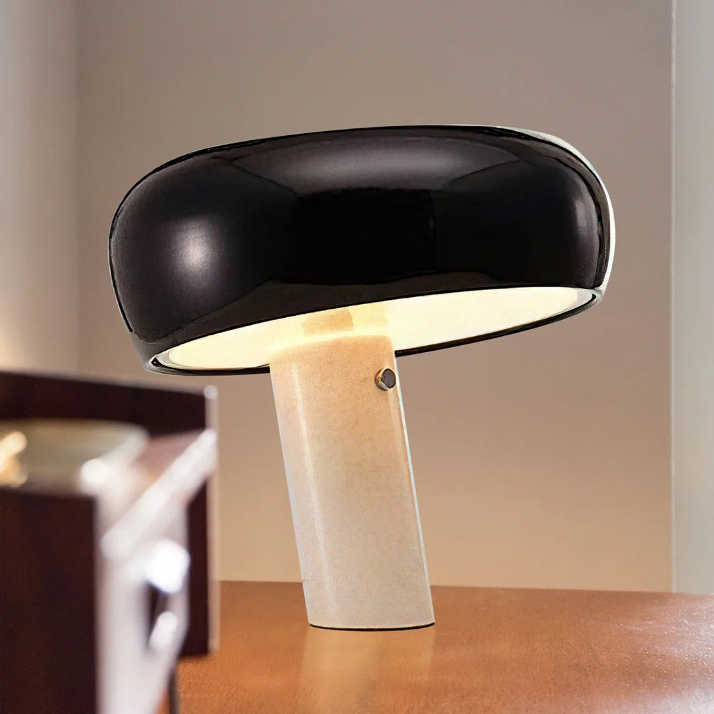 Lugh - Minimalistische Tafel Lamp