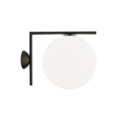 Opalune | Melkglazen Wandlamp – Opaal Bol in Messing, Zwart of Chroom voor Luxe Interieurs